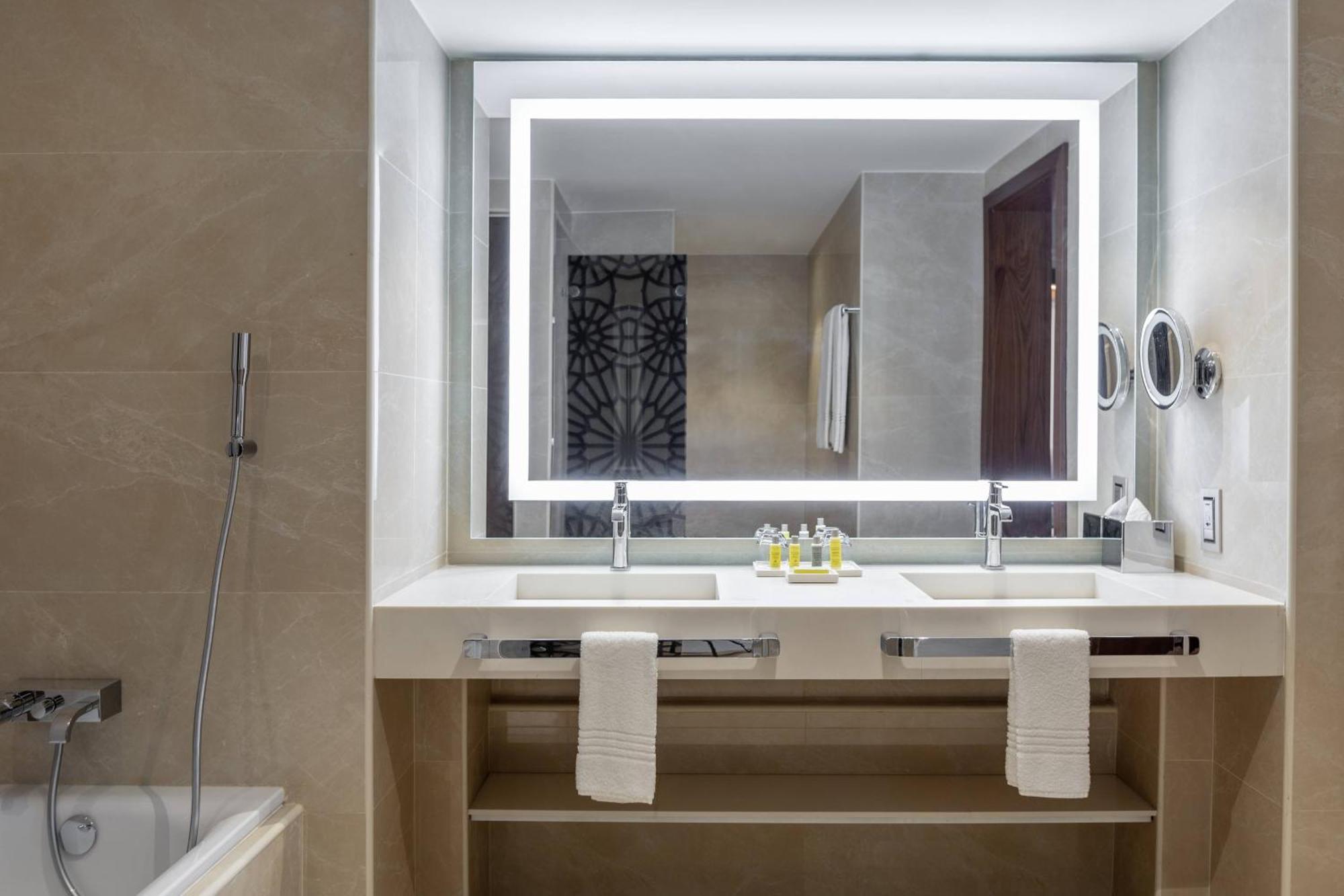 Algiers Marriott Hotel Bab Ezzouar Buitenkant foto
