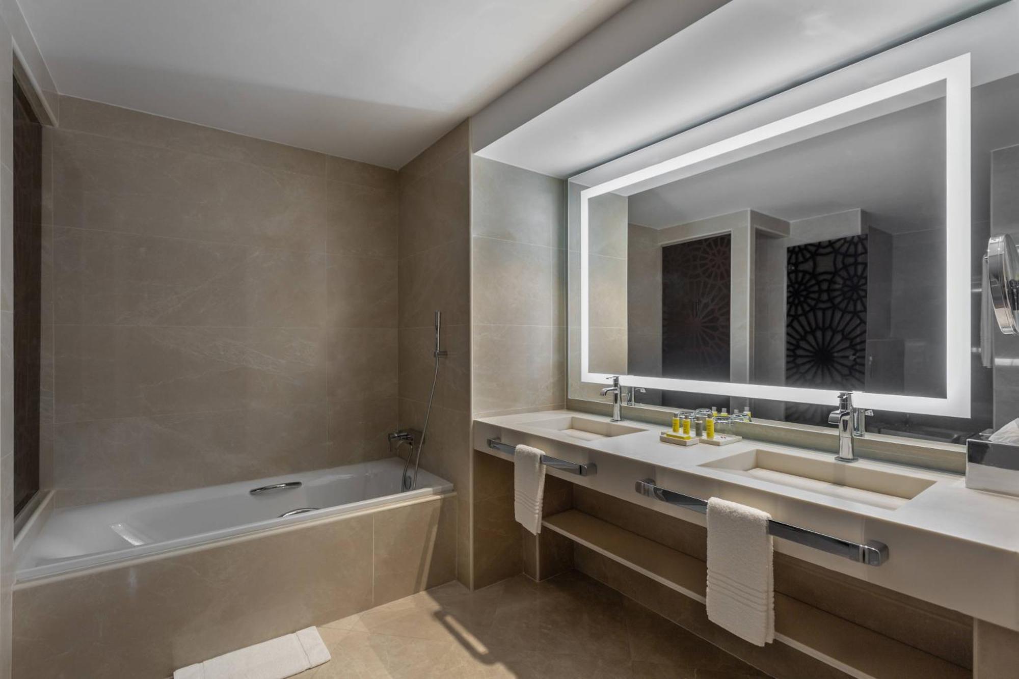 Algiers Marriott Hotel Bab Ezzouar Buitenkant foto